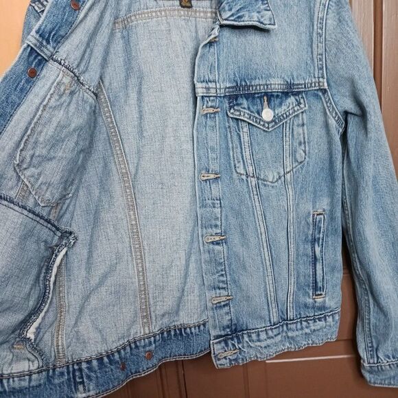 Lucky Brand Women's size S/P Tomboy Trucker Denim Button Jean Jacket - Picture 4 of 10